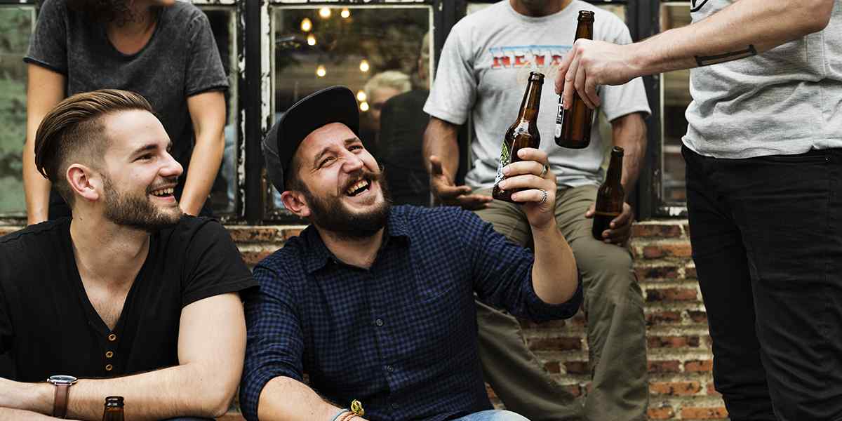 Our Story https://www.hottubbar.nl/wp-content/uploads/2017/05/hero_home_beer_02-story-01.jpg